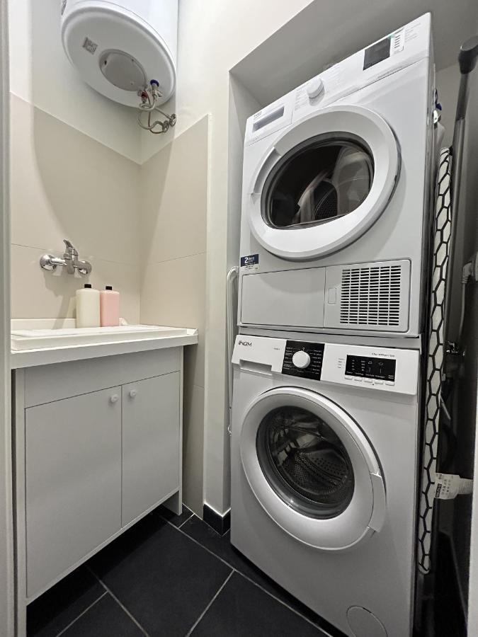 A.r Appartement *